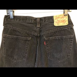 Levis 501 - 33/34 - Button Fly - 100% Cotton